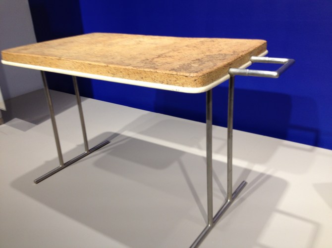 Eileen Gray, Cork Table