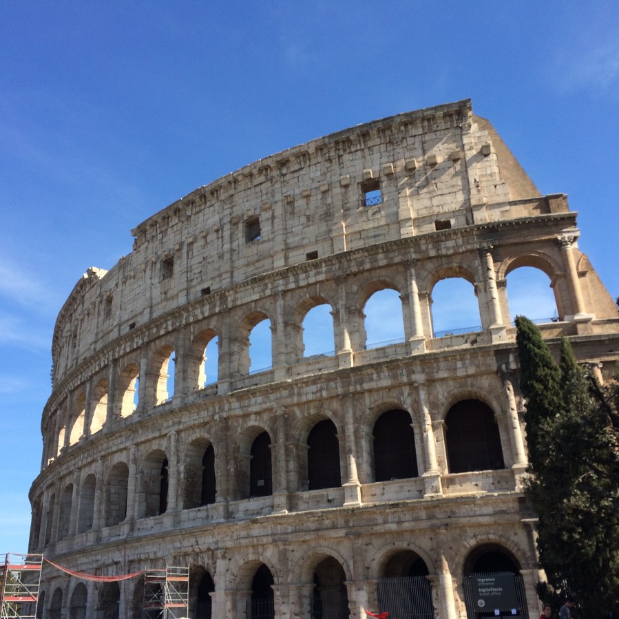 Colliseum 2 Ext Rome, by Arran Henderson