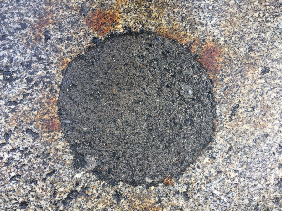 Missing coal hole CH 2