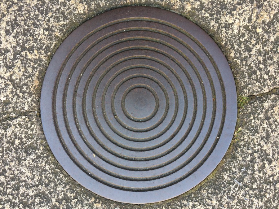 Tight close concentric circles coal cover